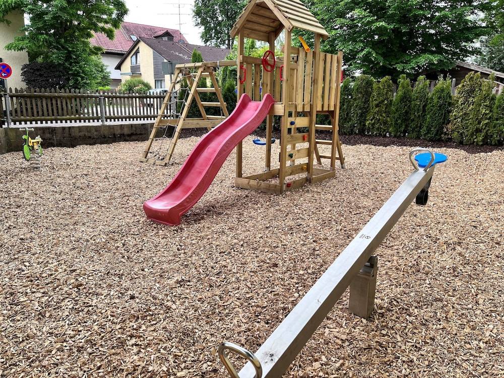 Children's play area - outdoor