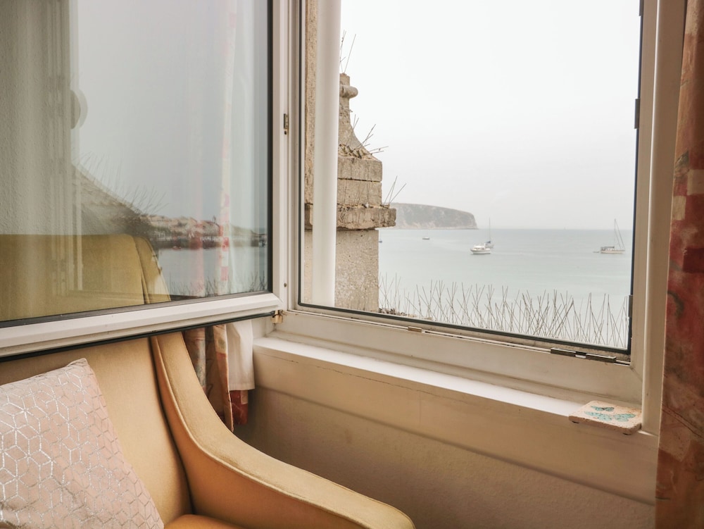 Bay View — 4-Star Luxury Hotel in Swanage, United Kingdom
