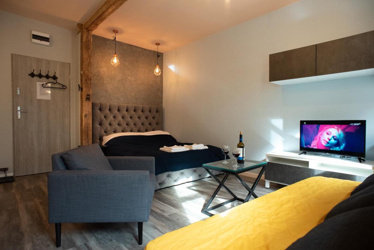 Apartament Antresola Fabryczna — hotel in Zielona Gora