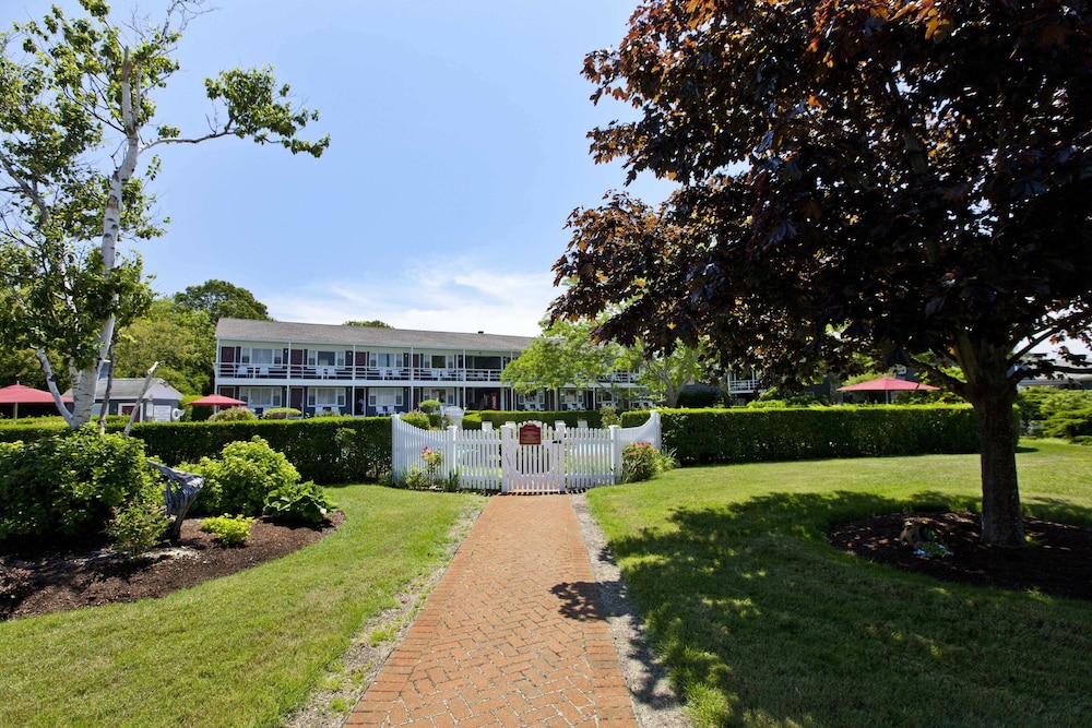 Seaglass Inn & Spa - photo 30