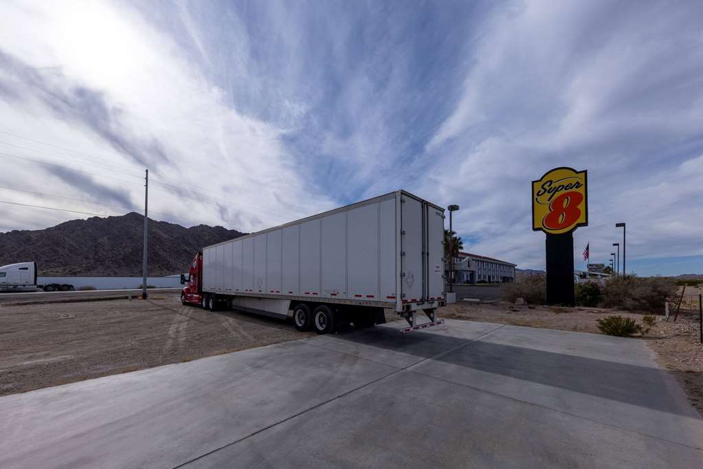 Super 8 by Wyndham Quartzsite AZ - photo 26