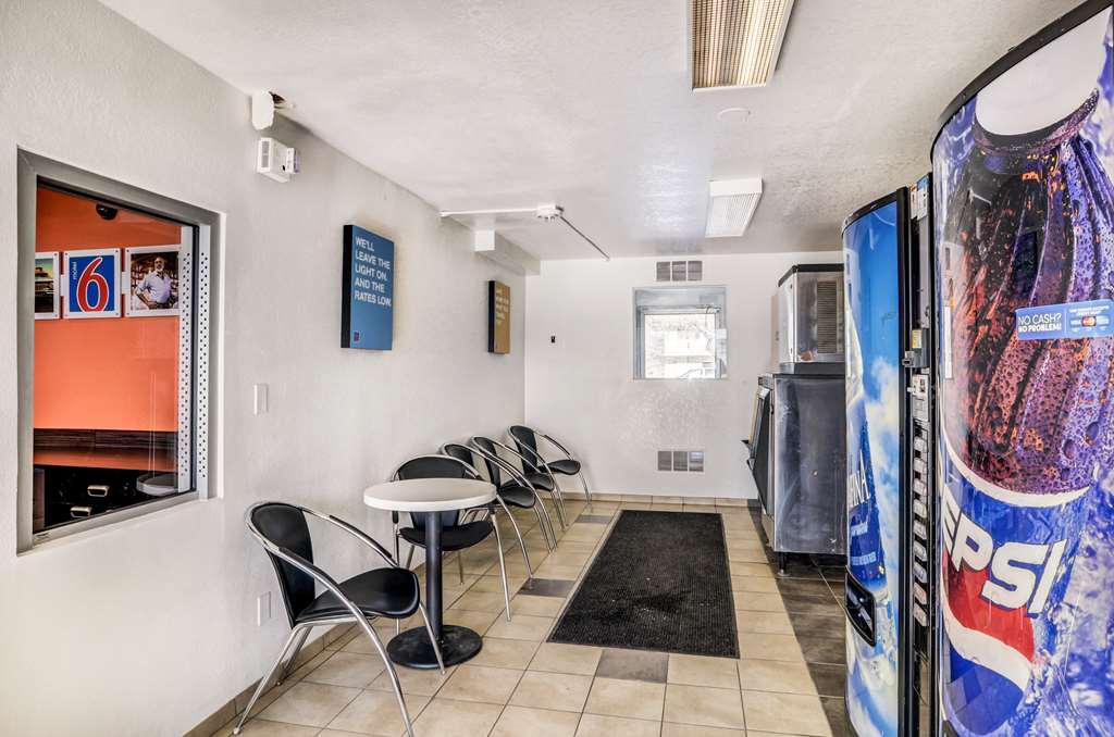 Motel 6 Fort Collins CO - photo 27