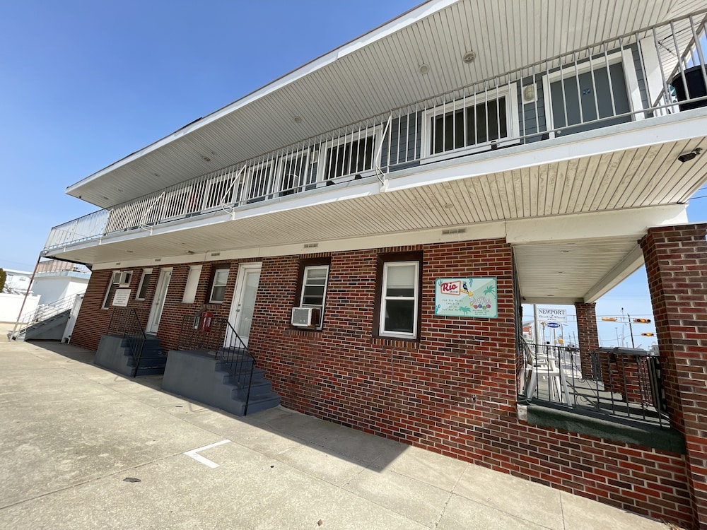 Rio Motel and Suites - photo 42