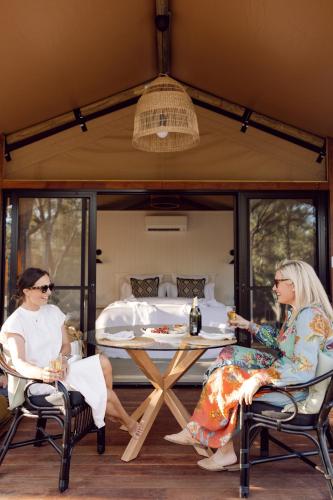 Riverbank Glamping - last minute hotel in Unknown City