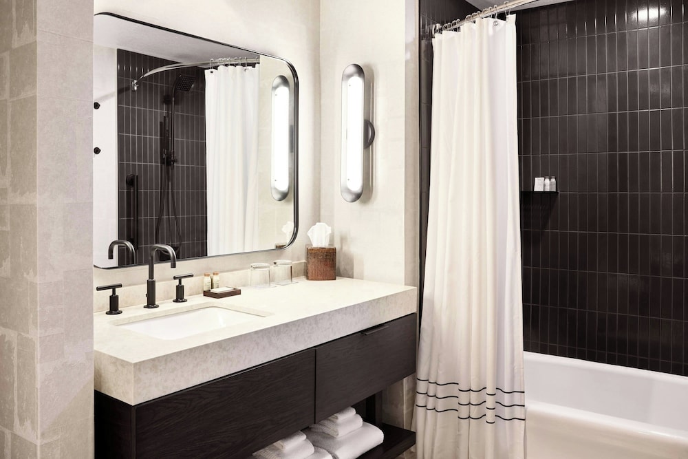 Renaissance Phoenix Glendale Hotel & Conference Center - photo 43