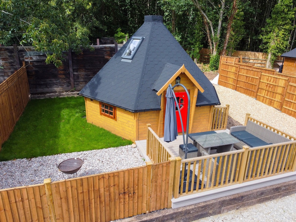 Woods Meadow Glamping — hotel in West Malling