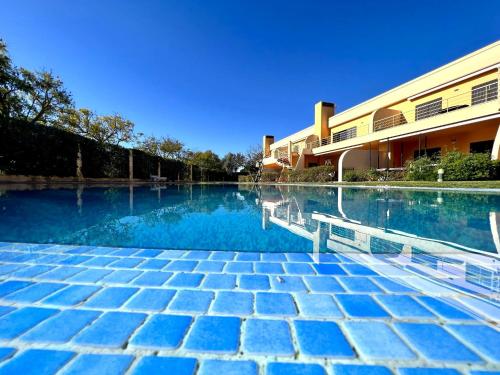 Vilamoura Paradise Golf With Pool by Homing — 4-Star Luxury Hotel in Vilamoura, Portugal