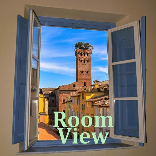 Al Carmine Apartments Towers view with AC in Lucca, Italy