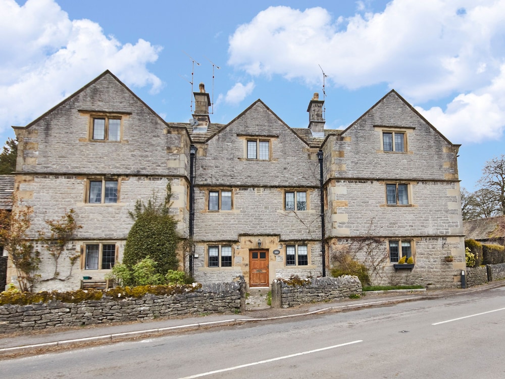 The Dower House — 4-Star Luxury Hotel in Bakewell, United Kingdom