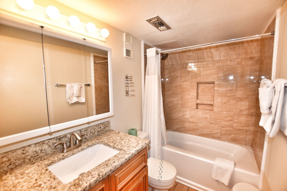 0404 Waters Edge Resort 1 Bedroom Condo by RedAwning - photo 14