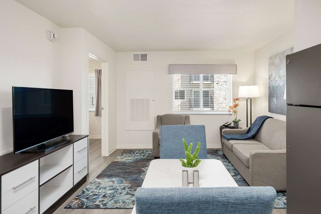 WaterWalk Extended Stay by Wyndham Minneapolis Plymouth - photo 18