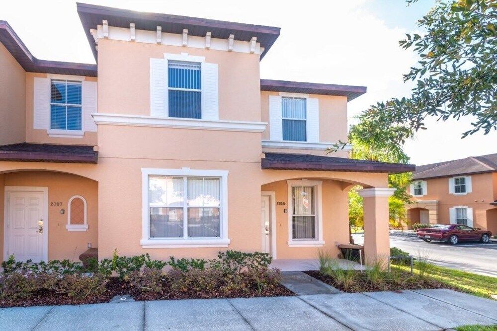 Spacious Regal Oaks Retreat Steps to the Pool — 4-Star Luxury Hotel in Orlando, United States