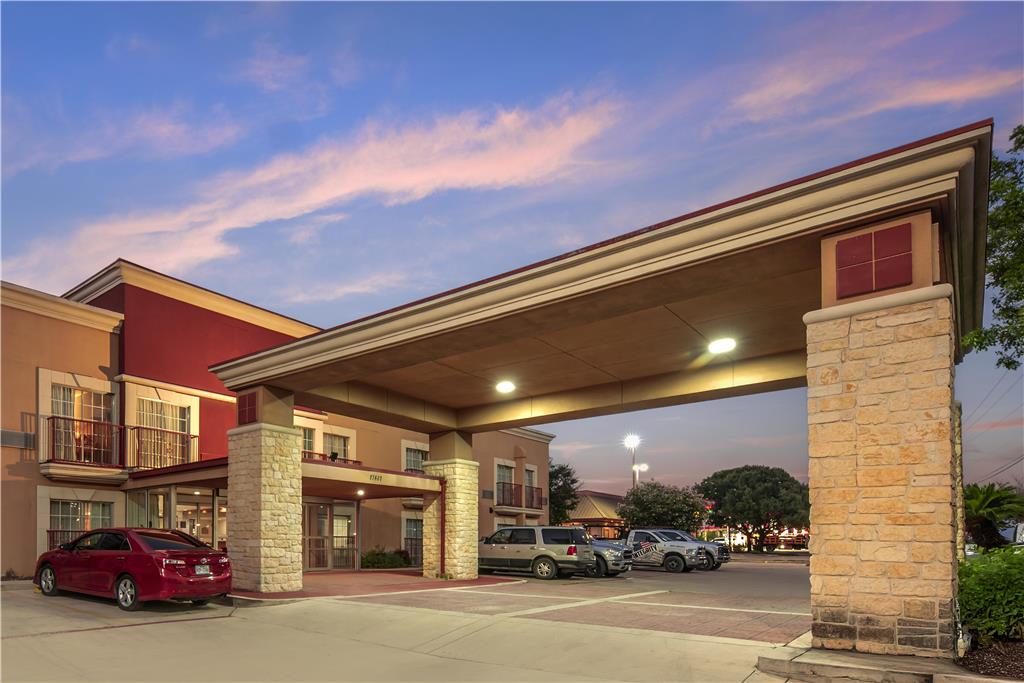Best Western Plus Atrium Inn - photo 10