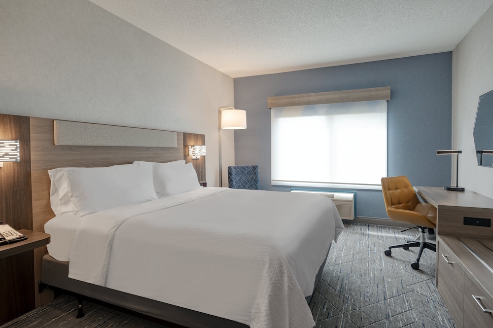 Holiday Inn Express & Suites Wadsworth by IHG - photo 14