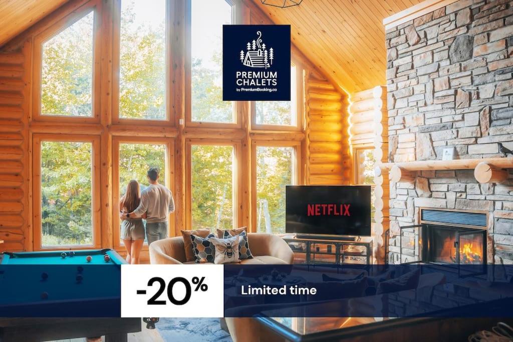 Bee Private Hot Tub Sauna Ski Snowshoes in Unknown City, Canada