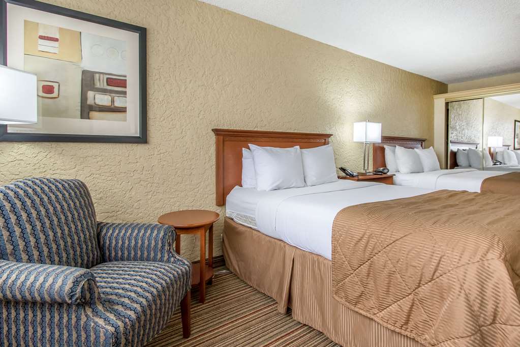 Ramada by Wyndham Tulsa Broken Arrow - photo 7