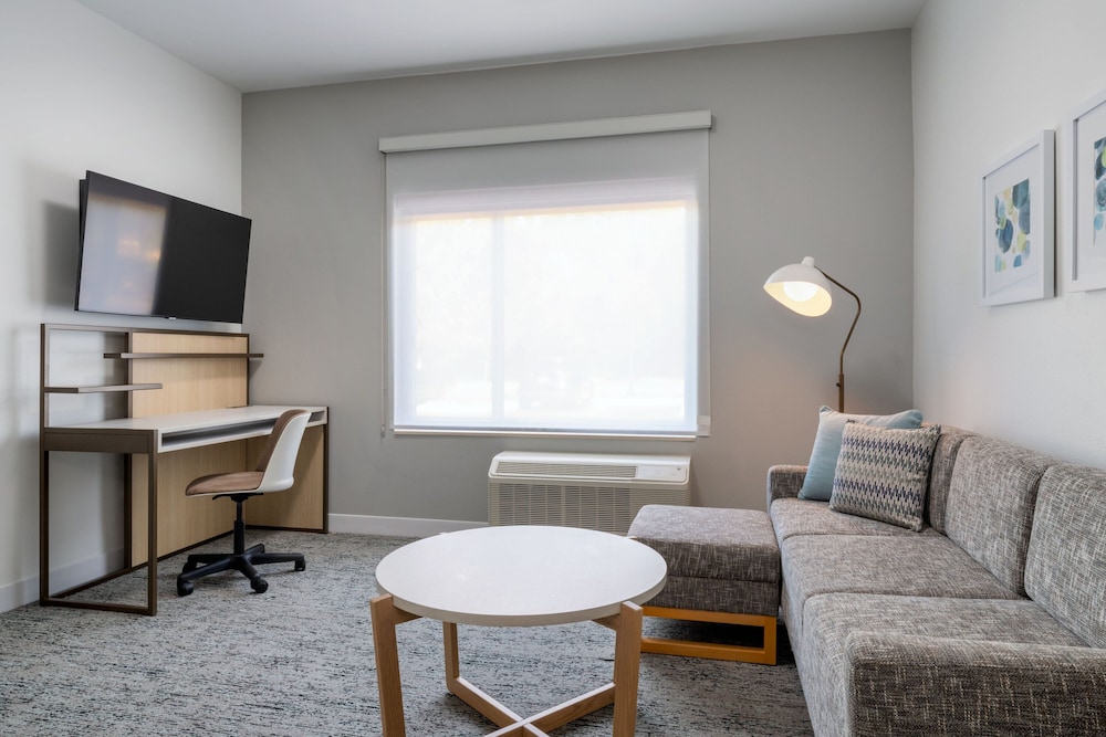 TownePlace Suites by Marriott Brunswick - photo 11