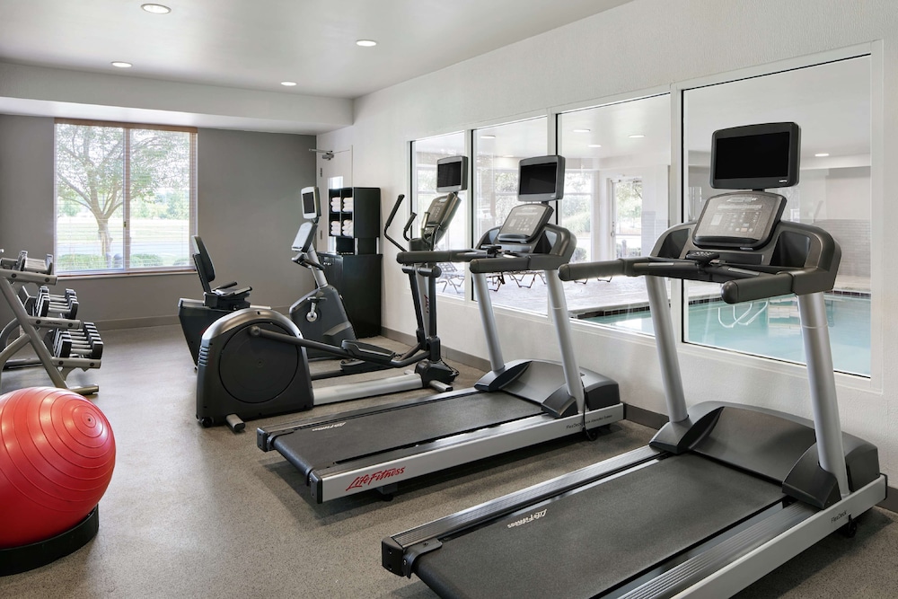 Hilton Garden Inn Cincinnati Northeast - photo 17