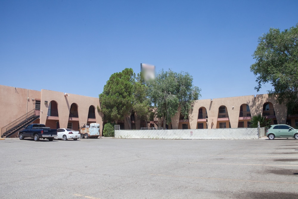 Hotel Las Cruces I 10 West - photo 15