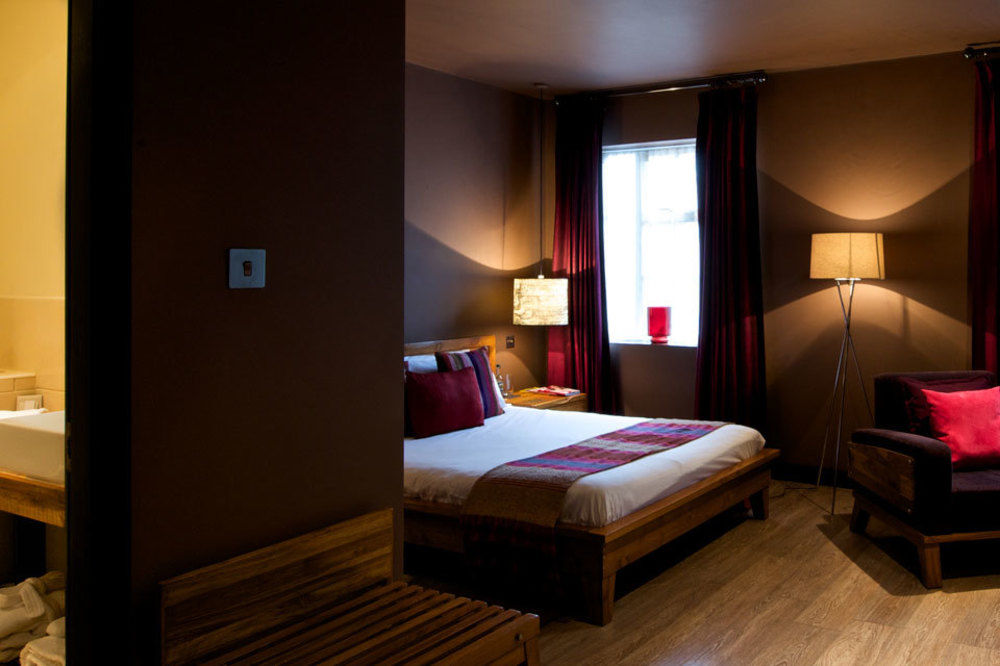 Hotel Maiyango — 4-Star Luxury Hotel in Leicester, United Kingdom