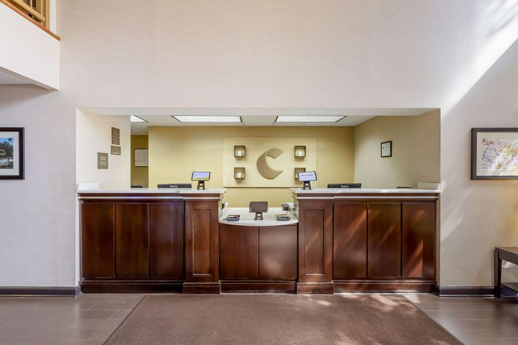 Comfort Suites Regency Park - photo 5