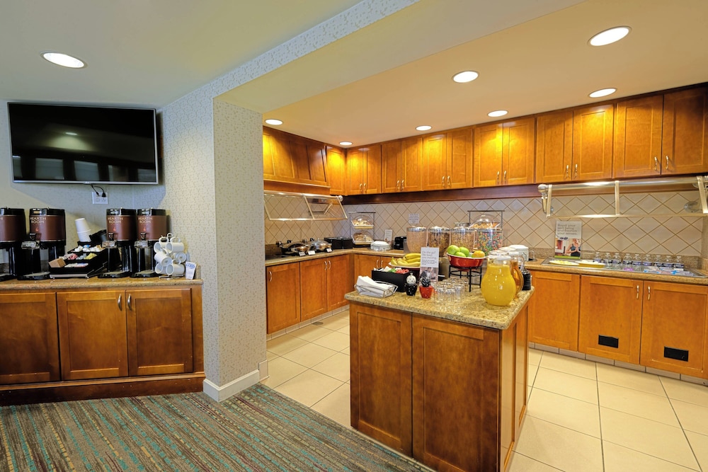 Residence Inn Marriott Airport - photo 19