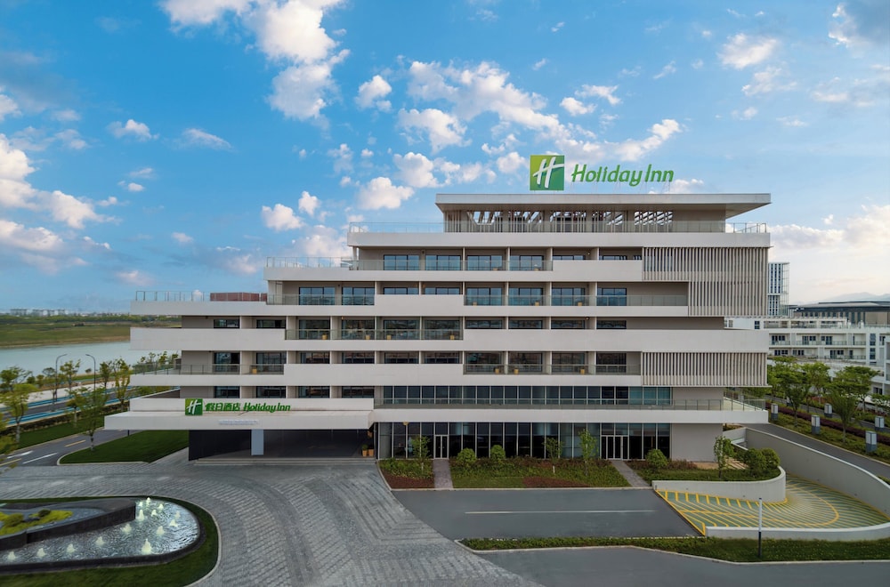 Holiday Inn Quzhou — 4-Star Luxury Hotel in Quzhou, People's Republic of China