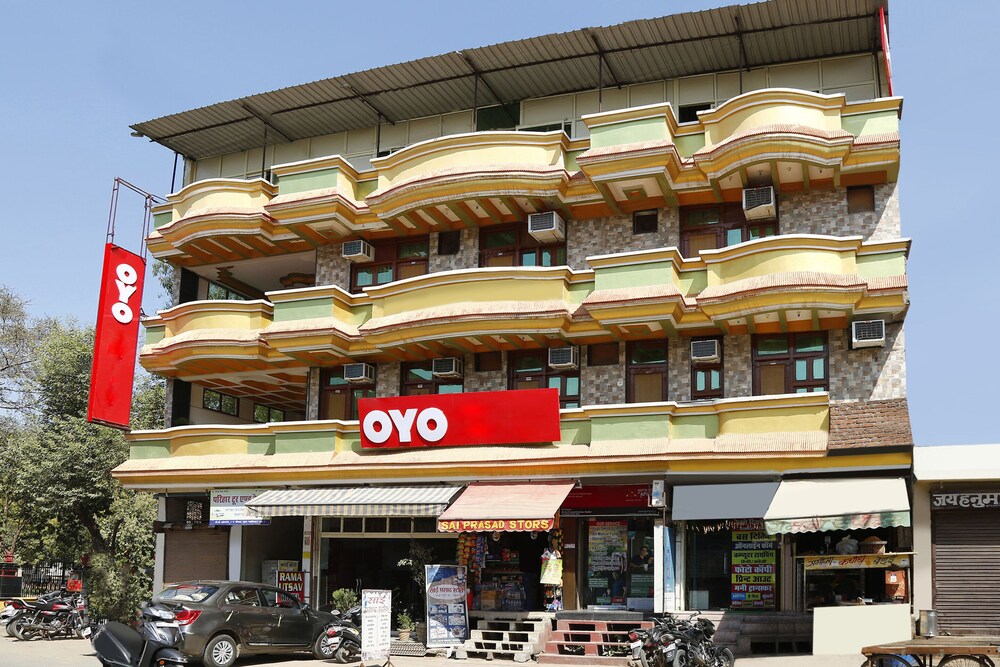 Oyo 23556 Rama Utsav — hotel near Gwalior Airport