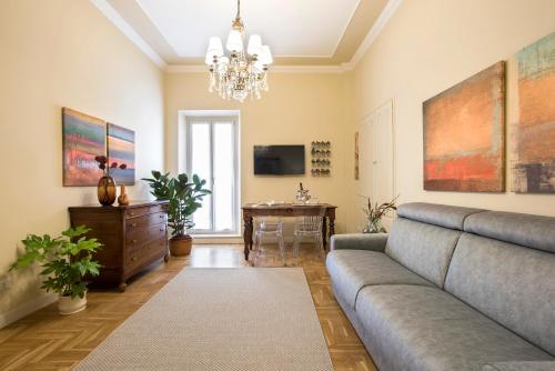 AV Domus Propaganda — 4-Star Luxury Hotel in Rome, Italy