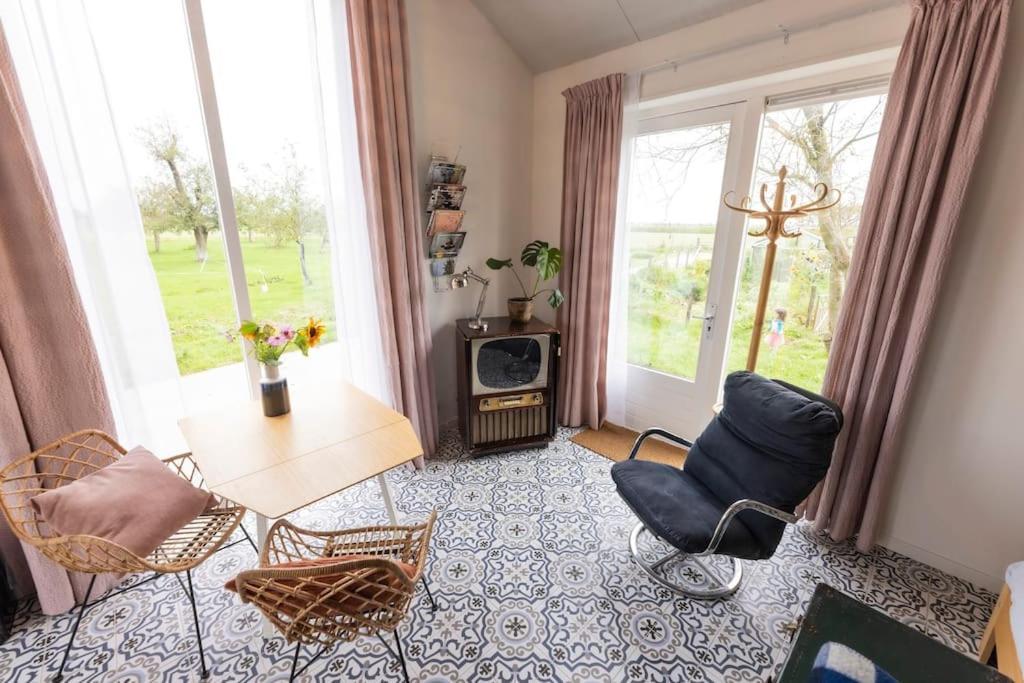 De Boterhal vakantiehuisje op natuurboerderij — hotel in Hem