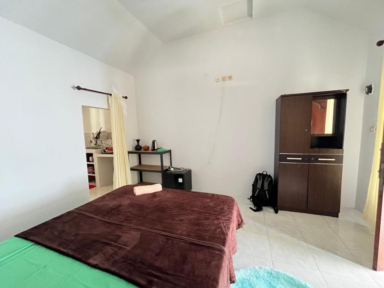 Park side nest studio room 2 - last minute hotel in Kuta