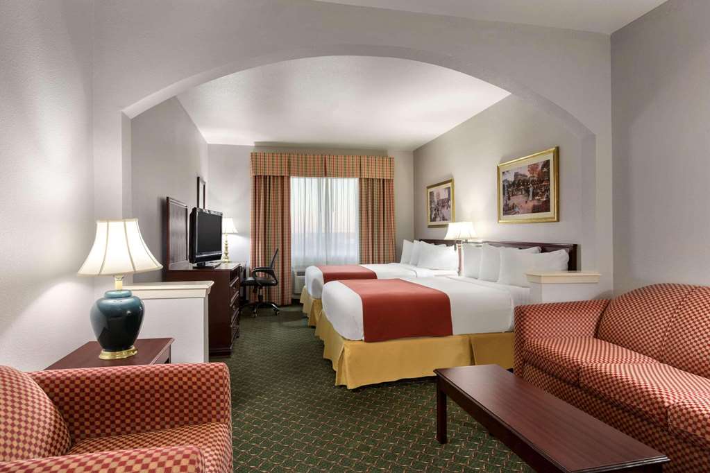 Country Inn & Suites by Radisson Fort Worth West l 30 NAS JRB - photo 8