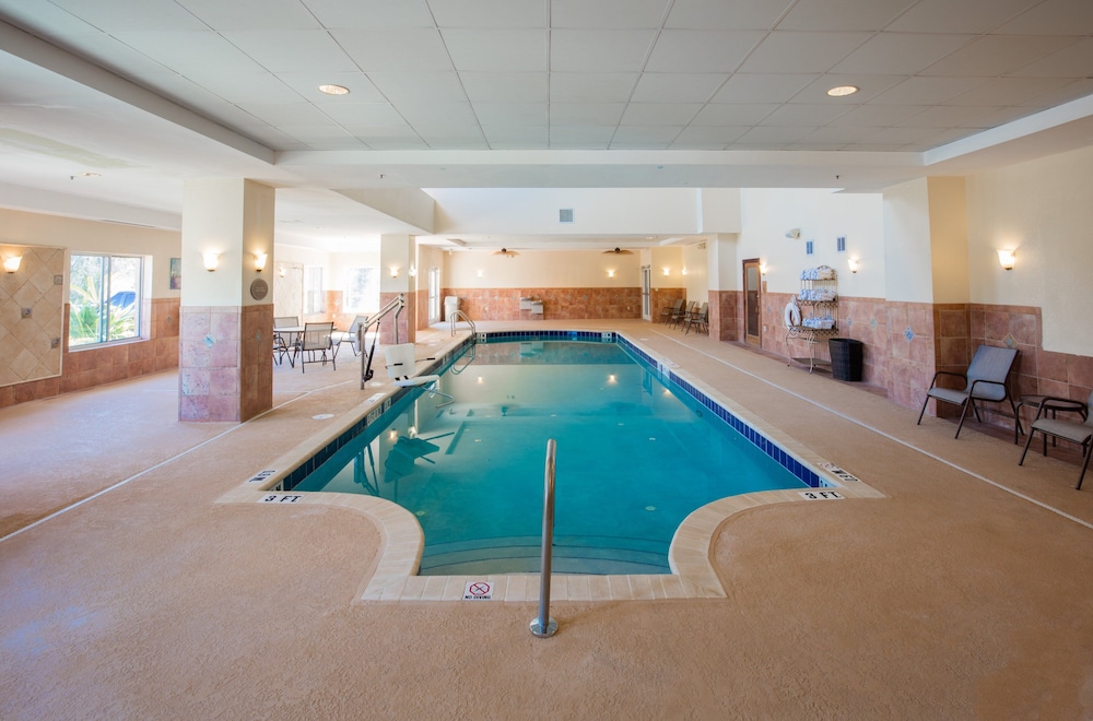 Holiday Inn & Suites Lake City by IHG - photo 10