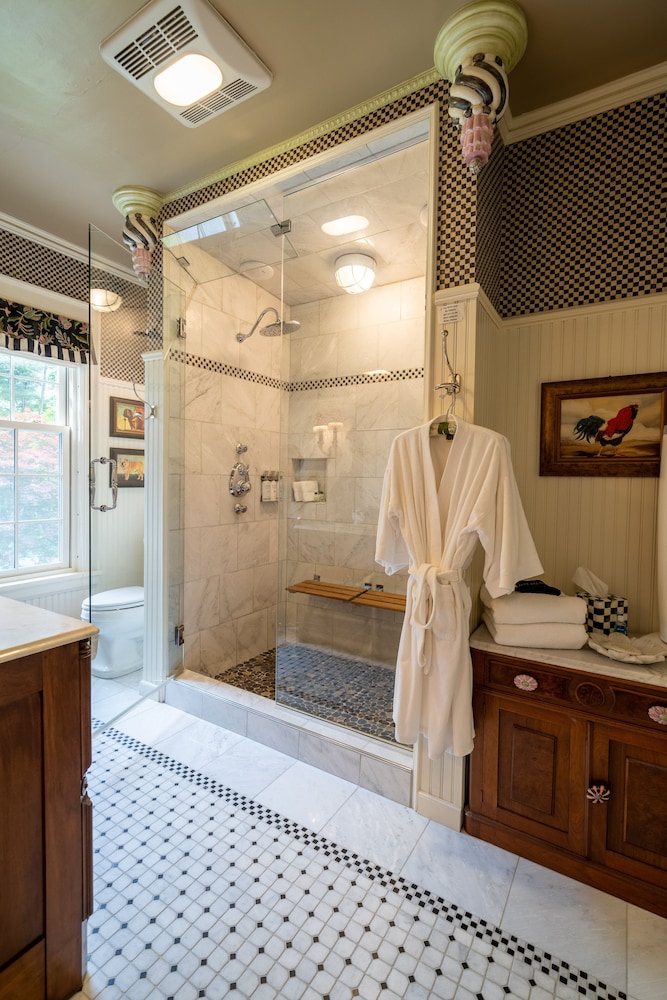 16 Elm Heritage Hotel - photo 44
