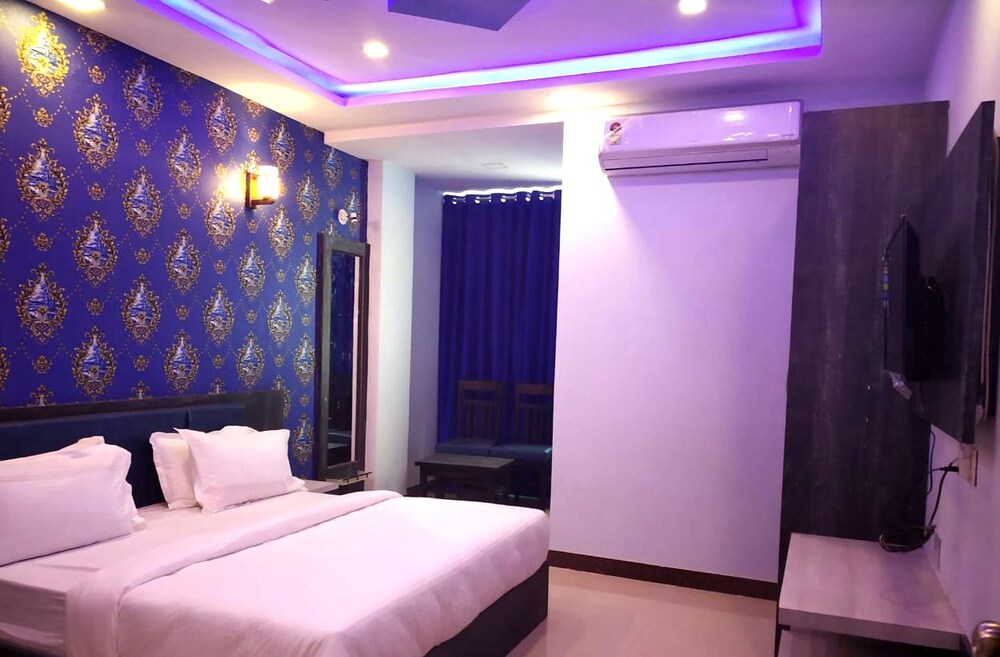 Hotel Golden Leaf - last minute hotel in Udaipur