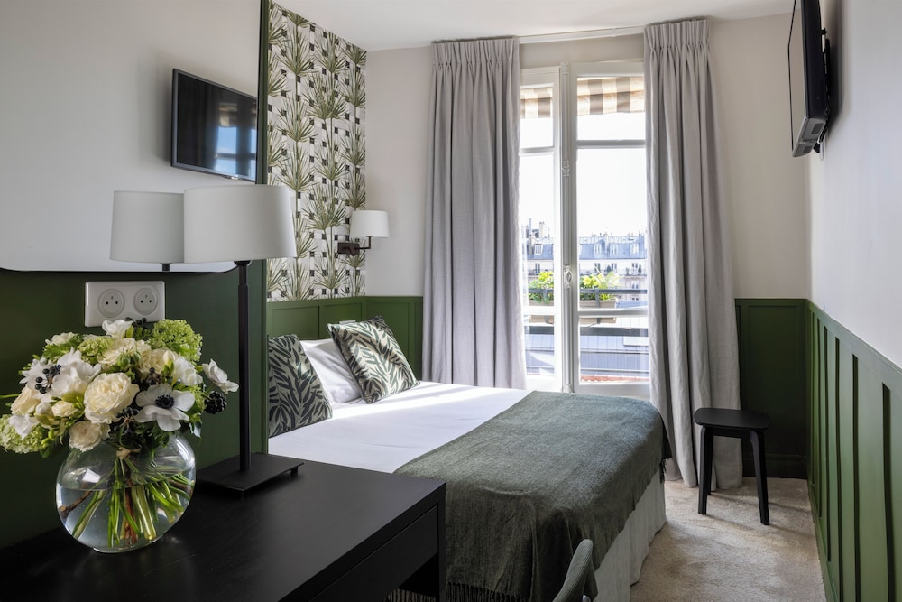 Hôtel Clément - carbon neutral hotel in Paris