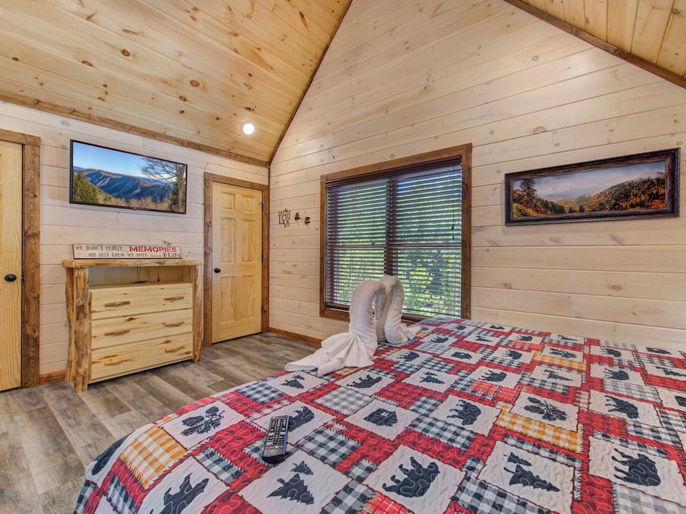 Three Little Bears by Smoky Cove Resort - photo 14