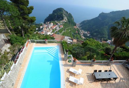 Villa Eustachio — 4-Star Luxury Hotel in Scala, Italy