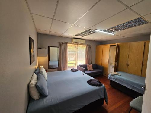 Stay at 126 — 4-Star Luxury Hotel in Bloemfontein, South Africa