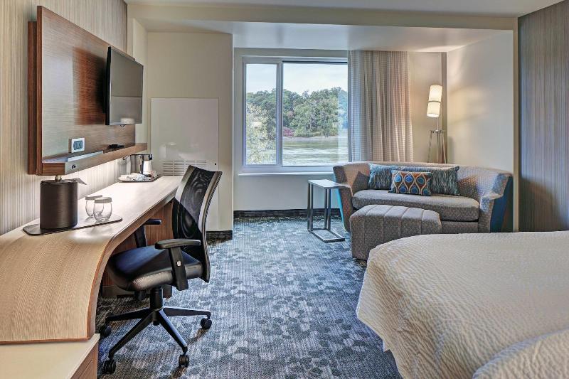 Courtyard by Marriott Appleton Riverfront - photo 46