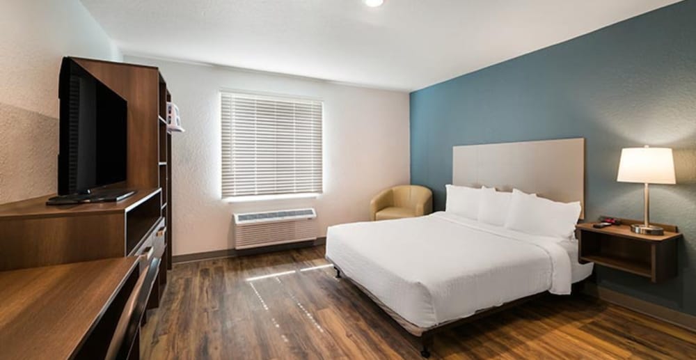 Woodspring Suites Fort Myers Cape Coral - photo 10