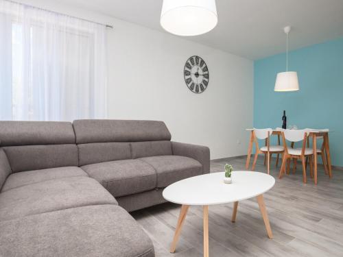 Apartments Dva Galeba One Bedroom Apartment with Sea View 206 — 4-Star Luxury Hotel in Bol, Croatia