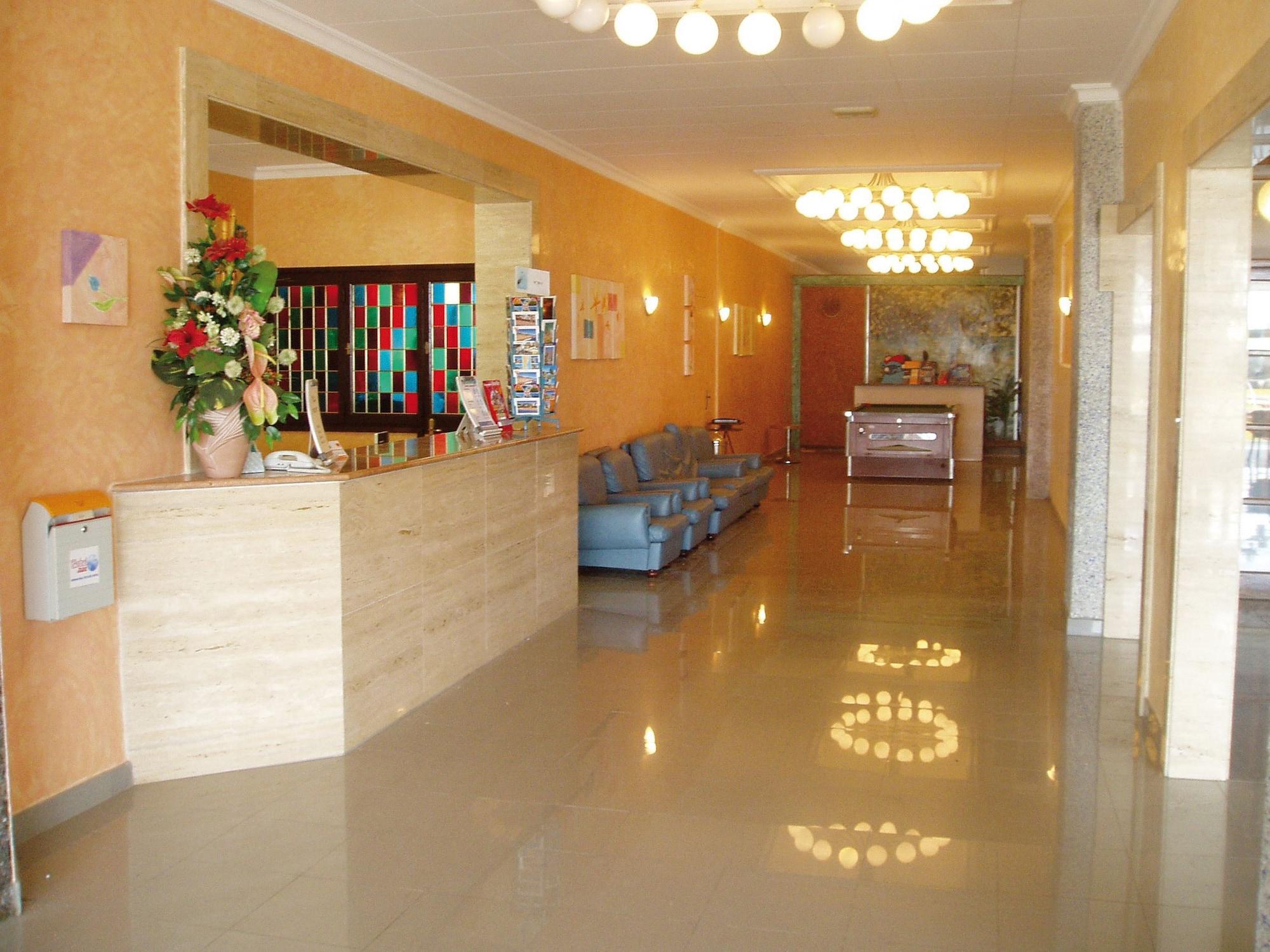 Hotel Fragata — Calella — photo 2