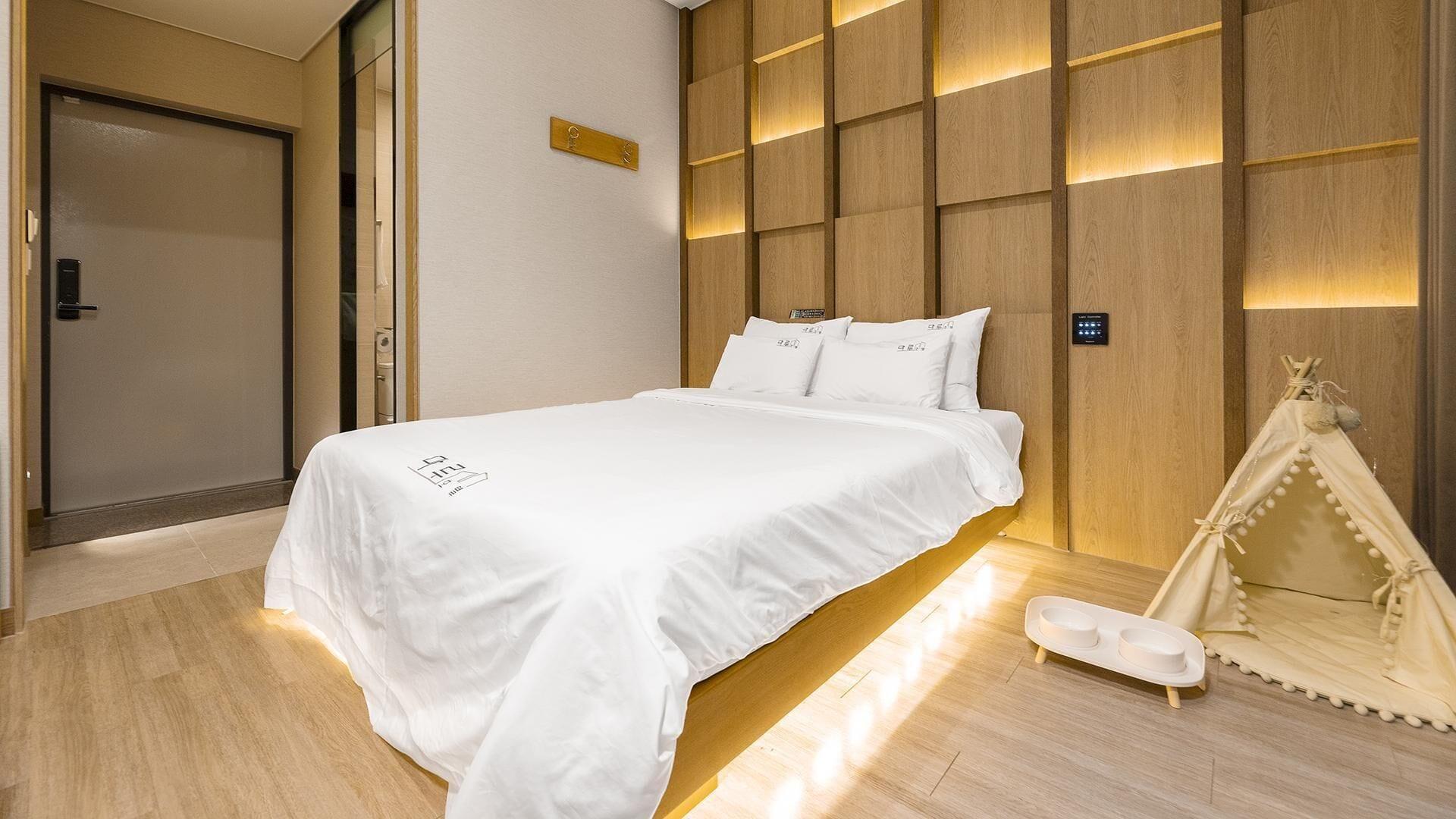 Jeju Maru Hotel & Cafe in Seogwipo, South Korea