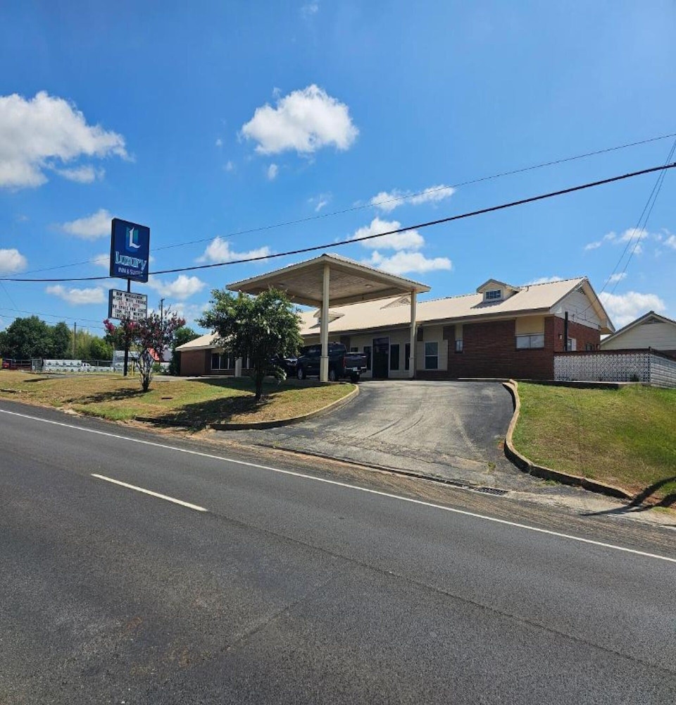 Americas Best Value Inn Nacogdoches - carbon neutral hotel in Nacogdoches