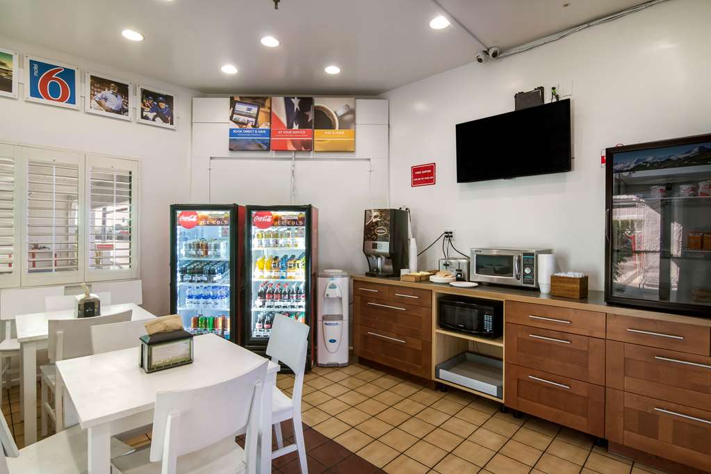 Motel 6 Monterey Park CA - photo 29