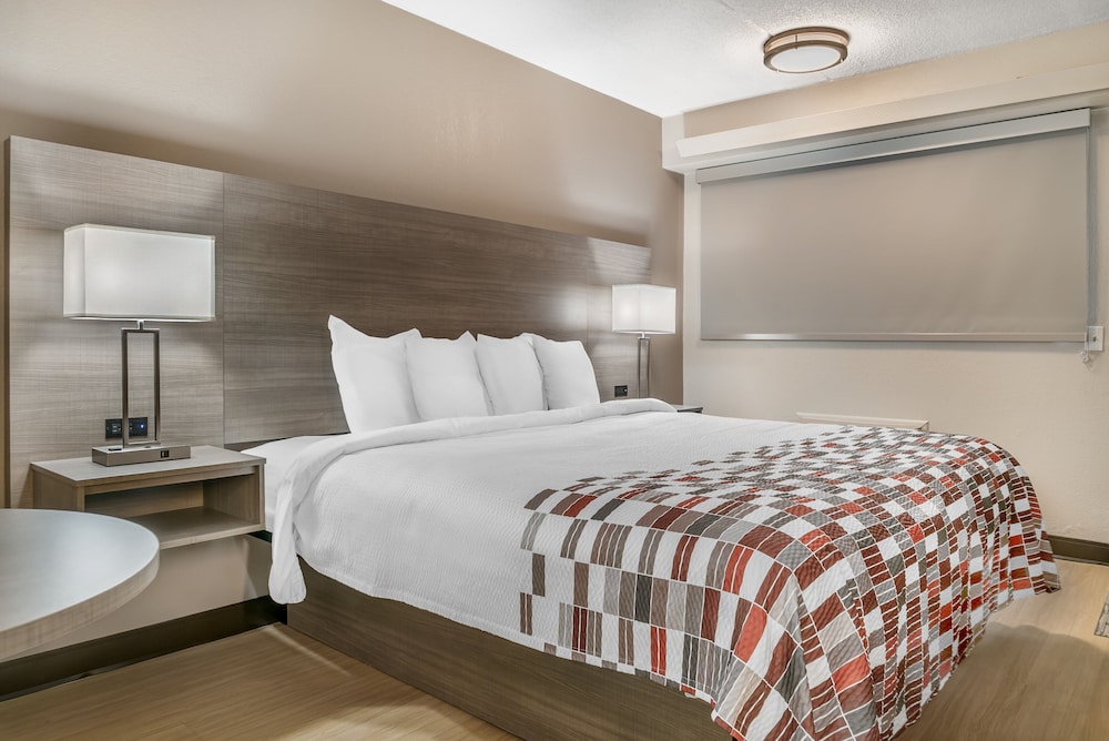 Red Roof Inn Detroit Metro Airport Taylor - photo 16