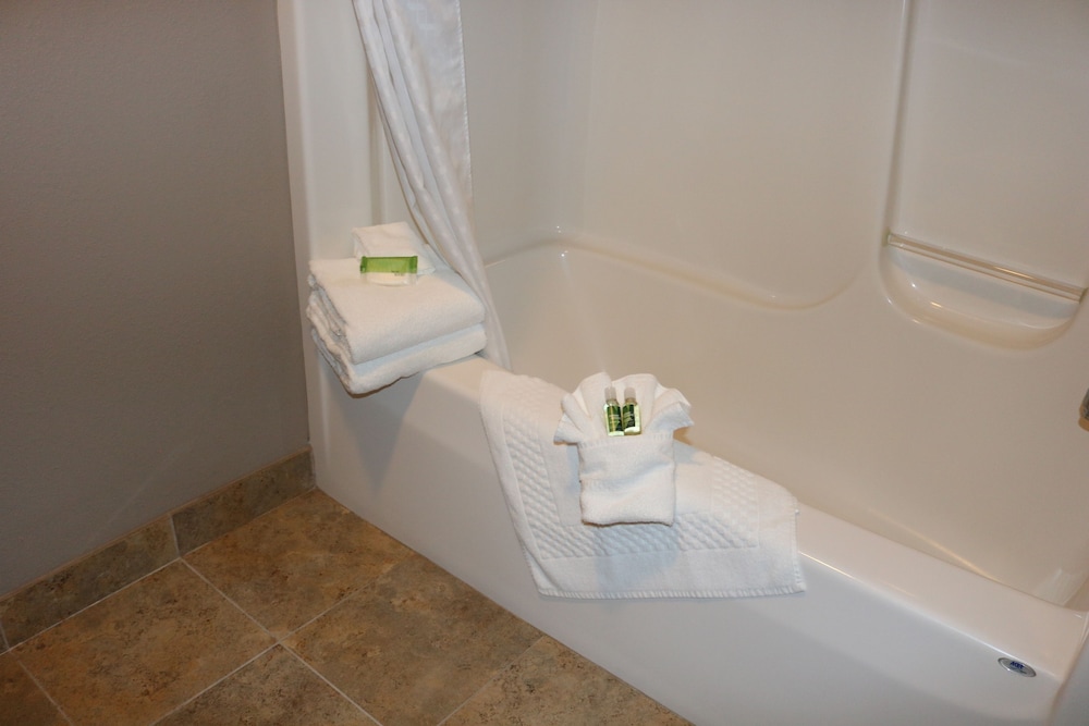 Qube Hotel - photo 24