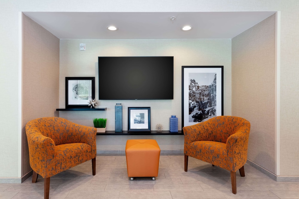 Hampton Inn Wetumpka - photo 4