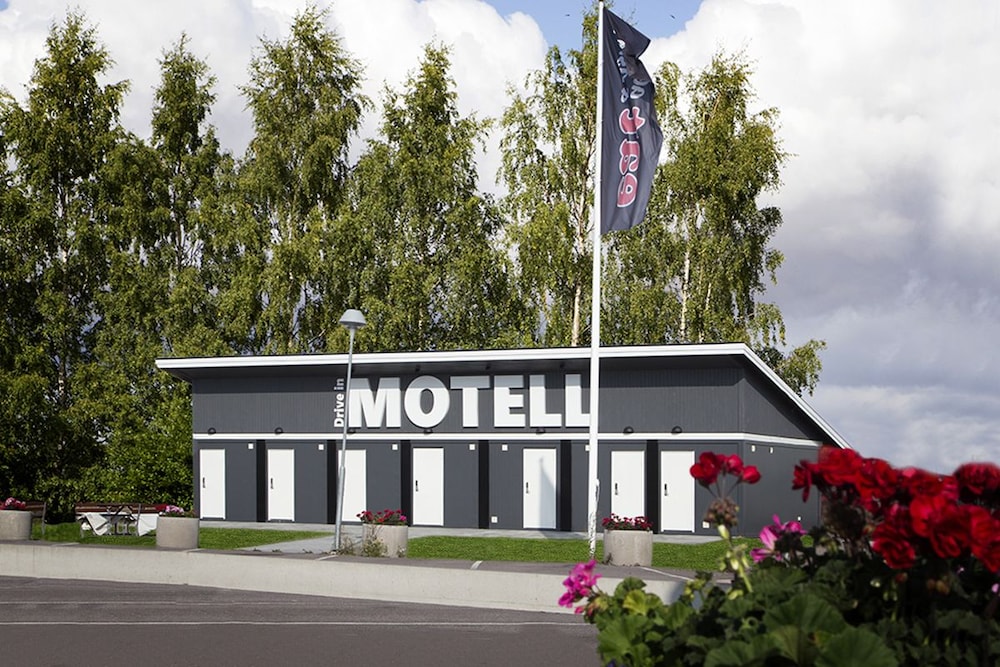 Drive in Motell — hotel in Mjoelby